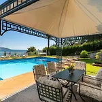 Aurora- Esclusiva Con Piscina E Splendida Vista * Gargnano
